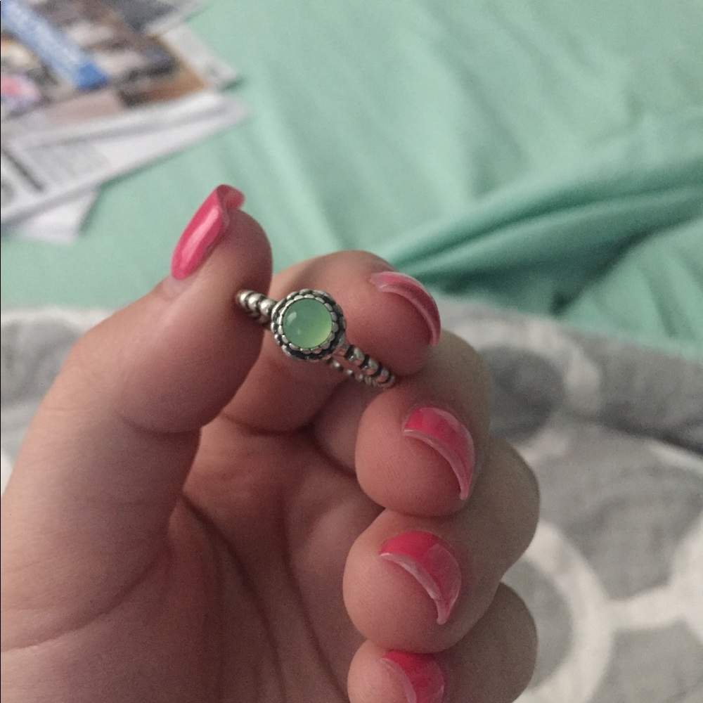 August pandora birthstone ring